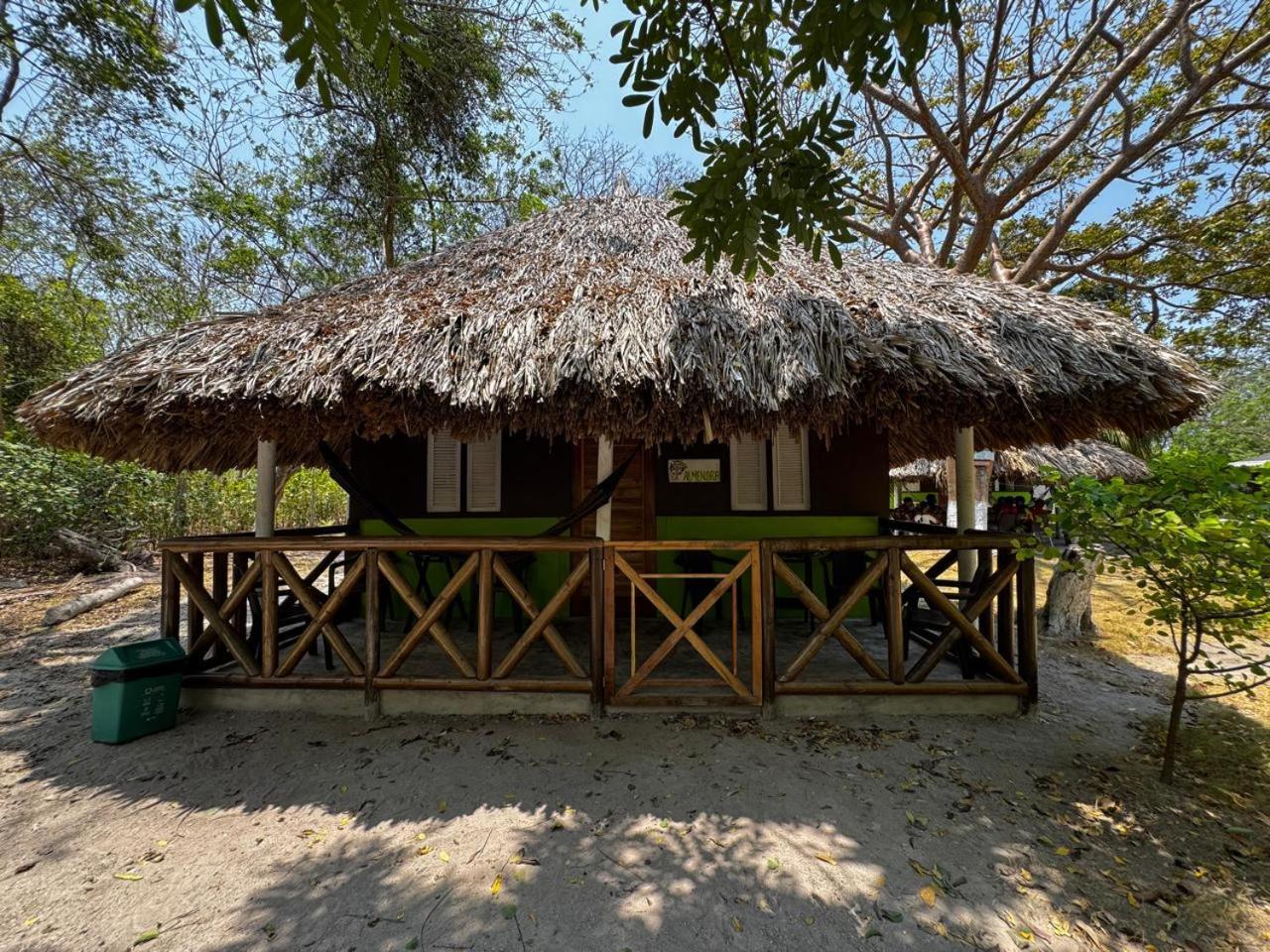 איילה גראנדה Eco Hotel Bosque Encantado מראה חיצוני תמונה
